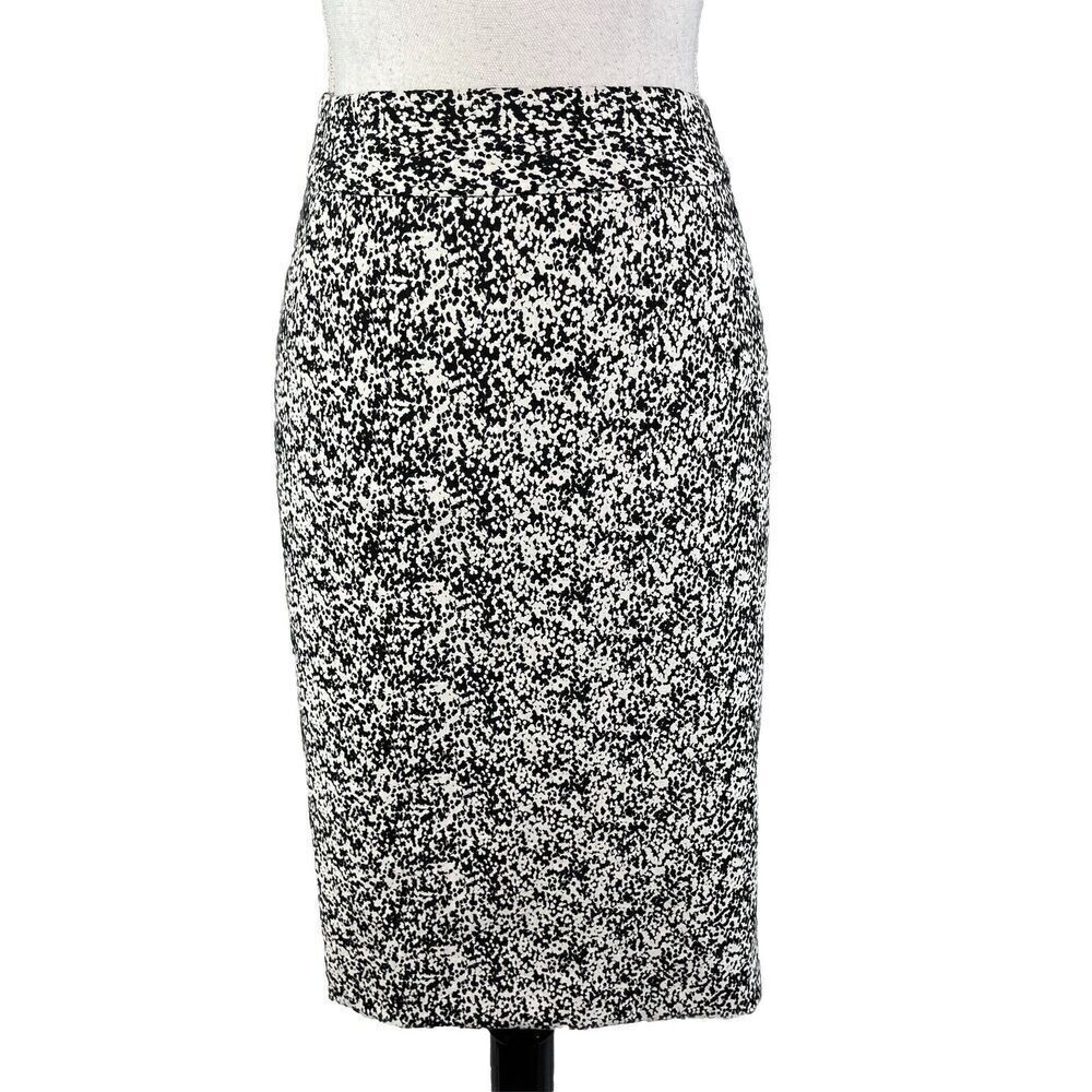 Banana Republic Skirt size 14 Black Ivory Dots Straight Pencil Knee Career Slim